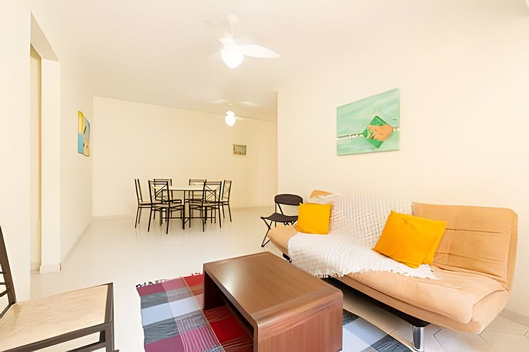 Apartamento pé na areia Praia dos Milionários.