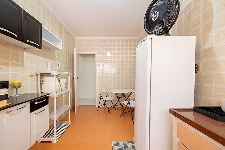 Apartamento pé na areia Praia dos Milionários.