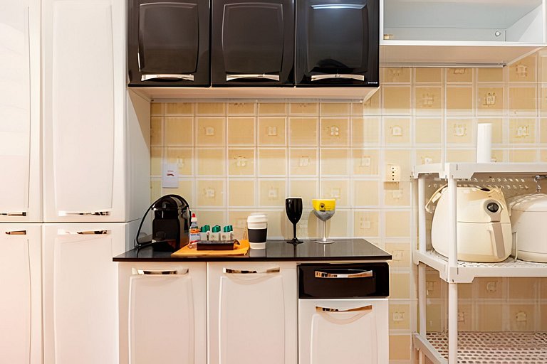 Apartamento pé na areia Praia dos Milionários.