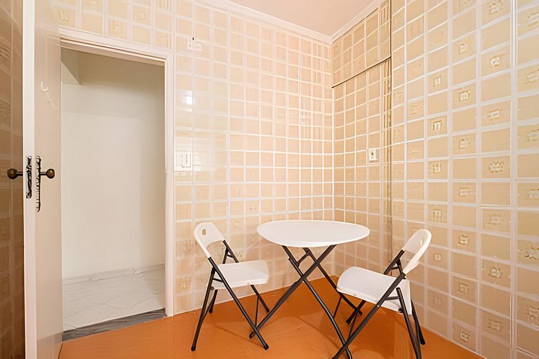 Apartamento pé na areia Praia dos Milionários.