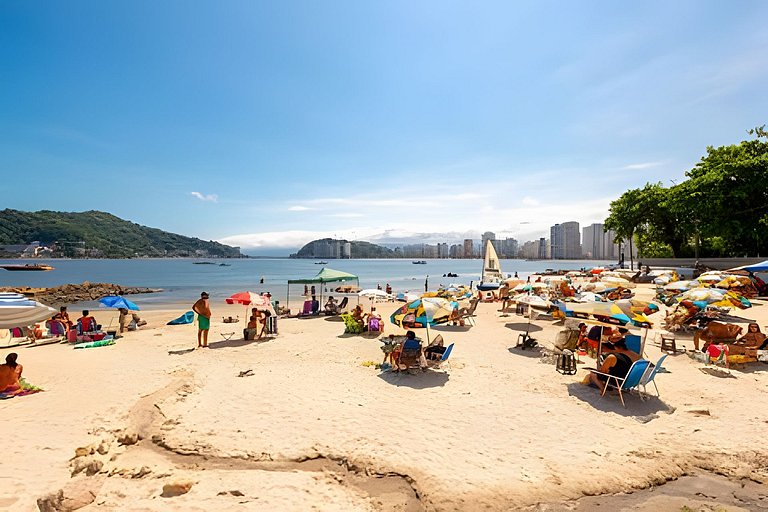 Apartamento pé na areia Praia dos Milionários.