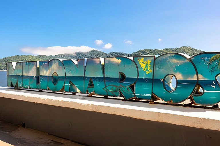 Apartamento pé na areia Praia dos Milionários.