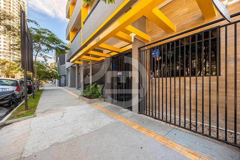 Estúdio Moderno no Bresser • Próx. Metrô • AP 113