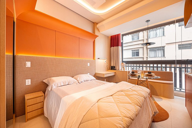 Studio Premium na Al. Santos | Metrô e Paulista